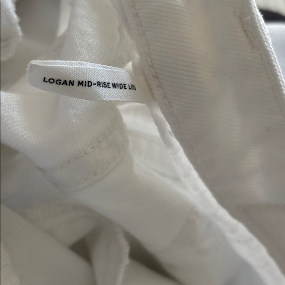 Rag & Bone Featherweight Logan Mid Rise Jeans in Optic White - Picture 11 of 11